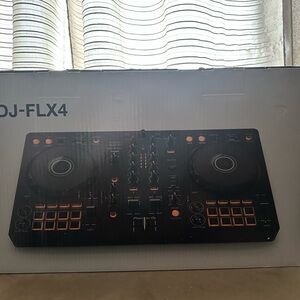 PIONEER DJ-FLX4 Black and Orange Controller